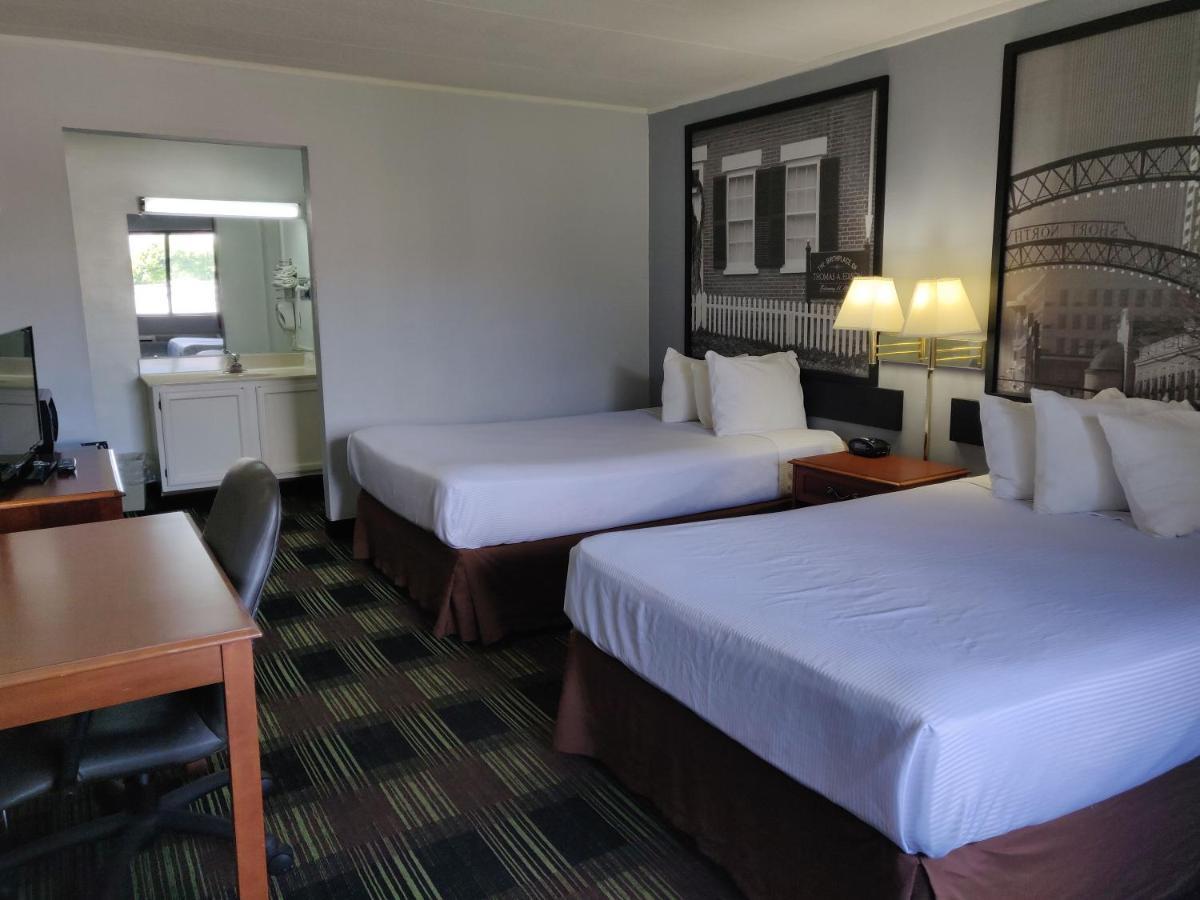 Sprucewood Inn Elyria Esterno foto